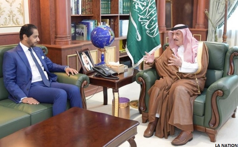 Dya-eddine Bamakhrama reçu par l'émir de la région de Jizan