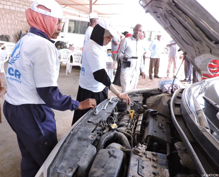 Djibouti : L’ambassadeur des Etats-Unis visite les centres d’apprentissage pour les jeunes réfugiés et nationaux.