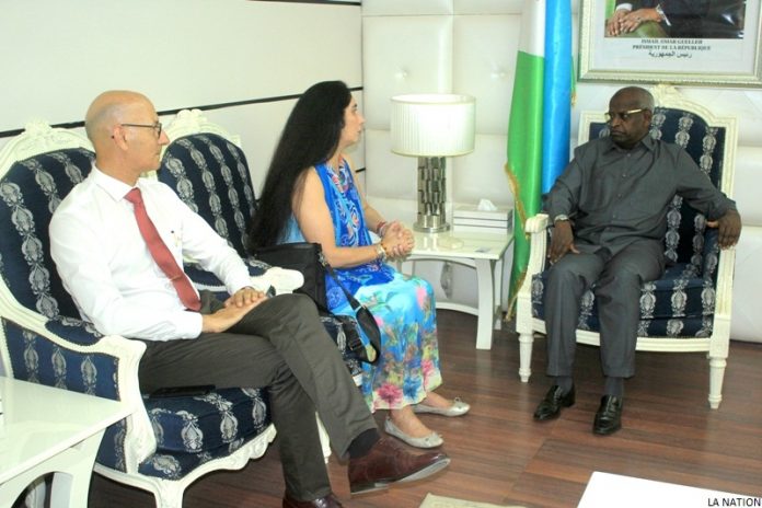 Primature Visite de courtoisie de Shelly Oukabay