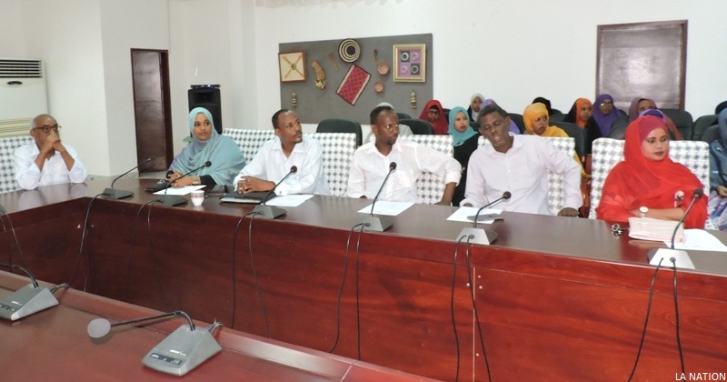 Alphabétisation des adultes à grande échelle : Un investissement dans le progrès social de la communauté nationale