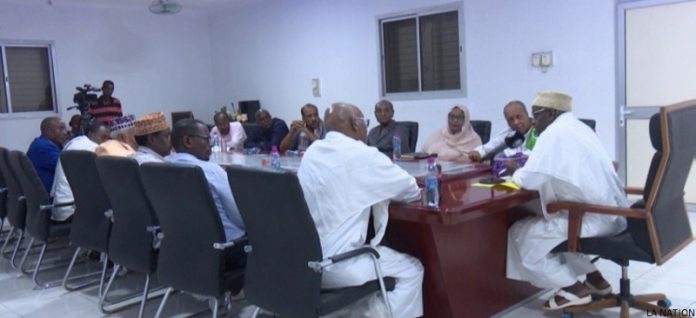 Le nouveau comité exécutif tient sa première réunion de travail