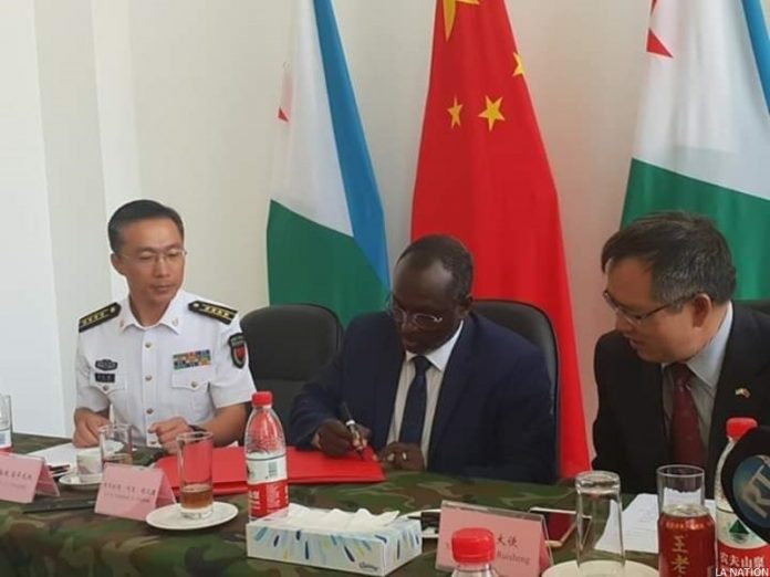 Le pr+®sident de lÔÇÖAssembl+®e nationale en immersion dans la base de lÔÇÖAPL chinoise +á Doraleh (2)