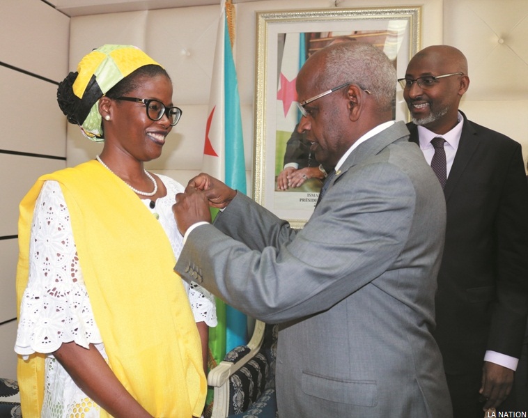 Primature - Djanabou Mahondé distinguée