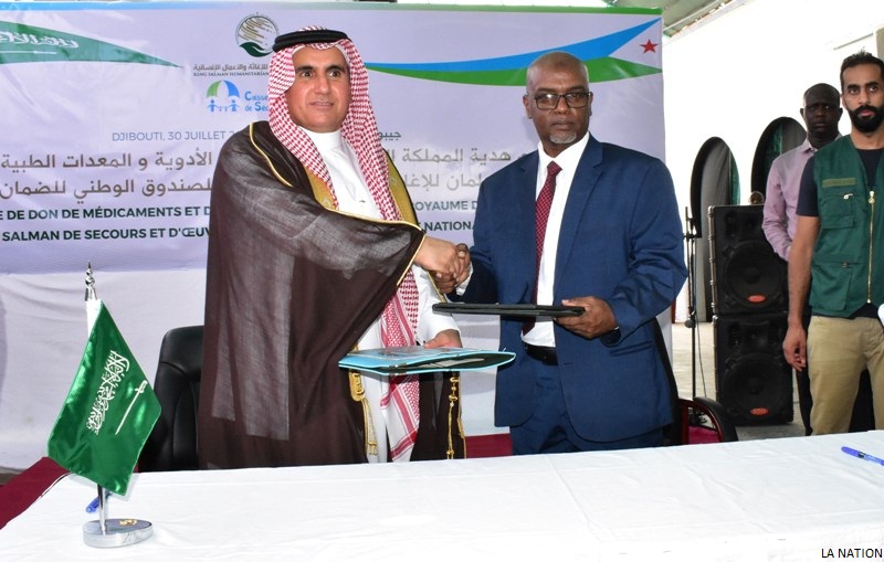 Don de médicaments et équipements médicaux à la CNSS