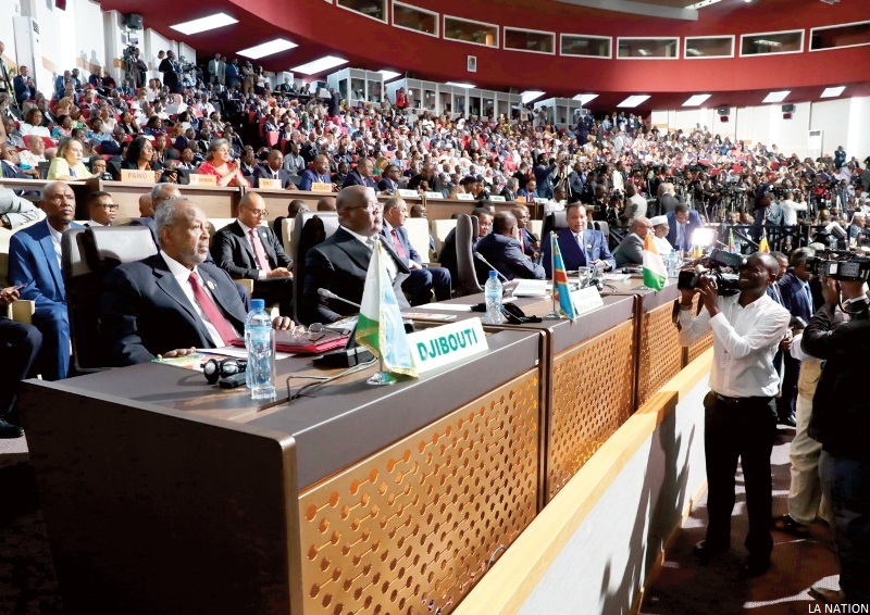 Tribune : AFRICA MUST UNITE…