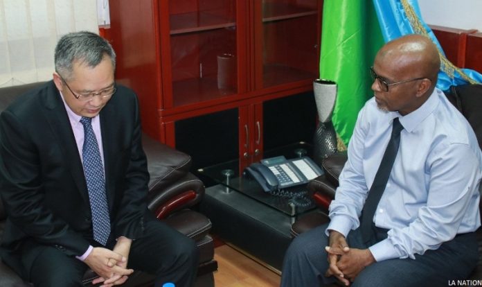 Entrevue entre le ministre du Travail et l’ambassadeur de Chine à Djibouti