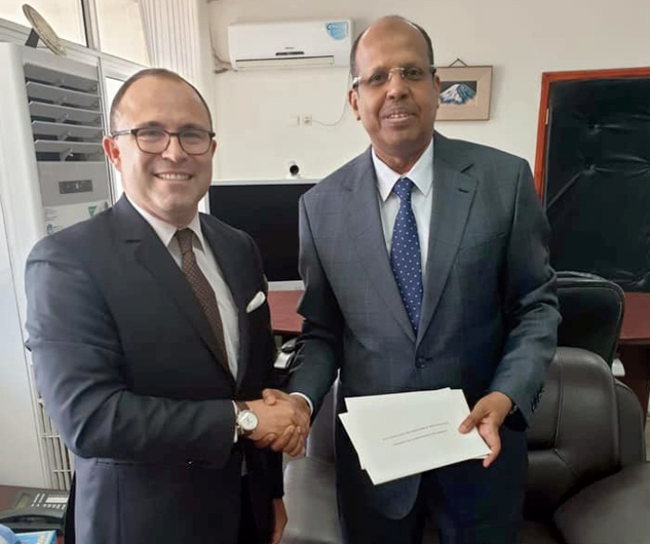 Mahmoud Ali Youssouf reçoit le nouvel ambassadeur de France