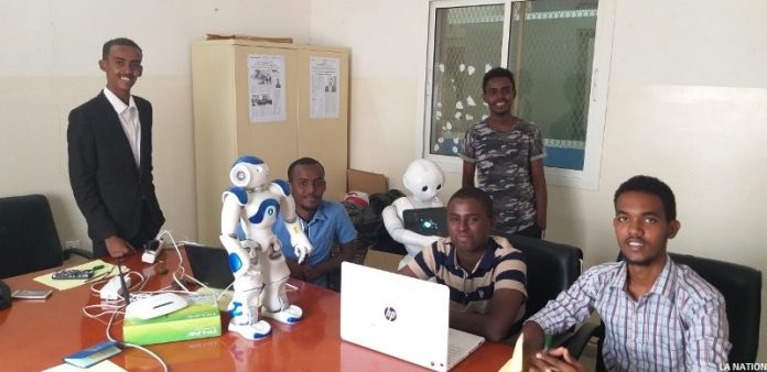 Quand le robot humanoïde Pepper fait son show