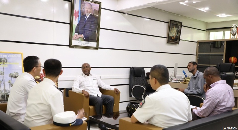 Rencontre entre le SEJS et le commissaire politique de la base militaire chinoise