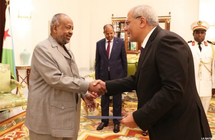 Le président de la République reçoit les lettres de créances de 4 nouveaux ambassadeurs (1)
