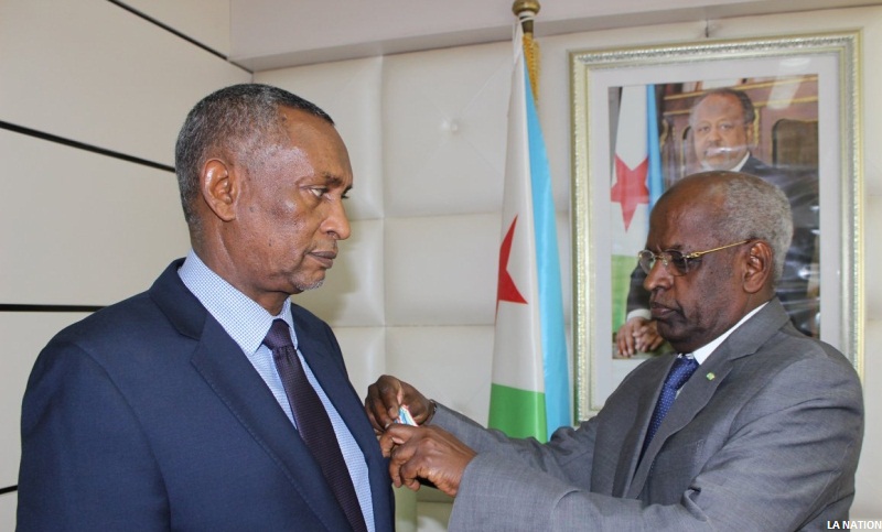L’ambassadeur Mahboub Maalim élevé au rang d'Officier de l'Ordre National du 27 Juin