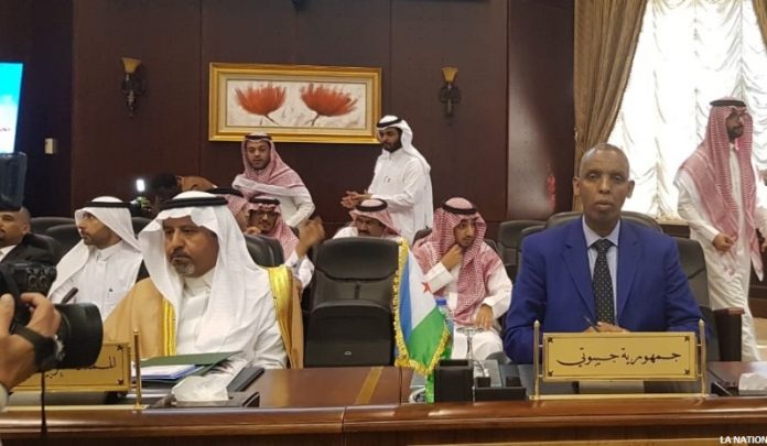 Mohamed Douhour Hersi participe à la 32ème session ordinaire du conseil des ministres arabes du transport - Copie