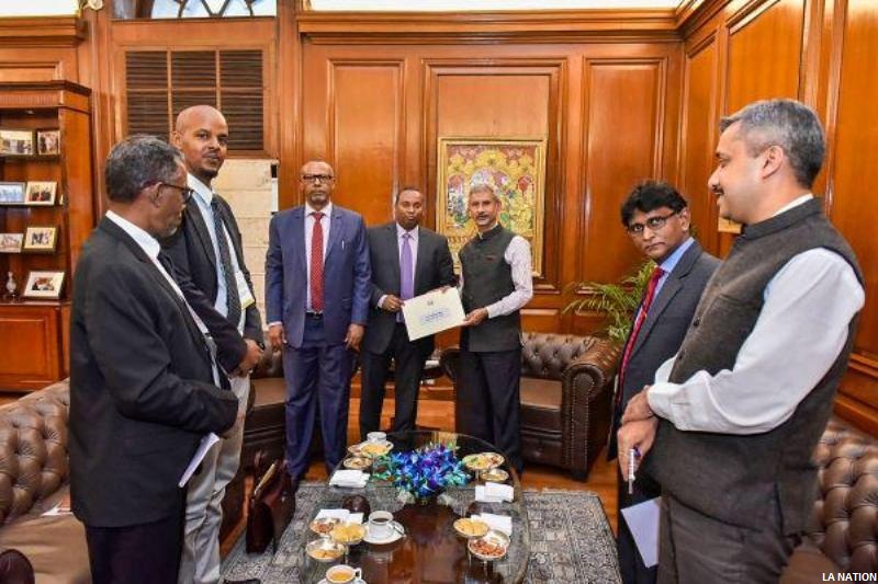 En marge de la 2ème Assemblée de l’alliance solaire internationale (ISA) en Inde : Yonis Ali Guedi plaide la cause de Djibouti auprès des autorités indiennes