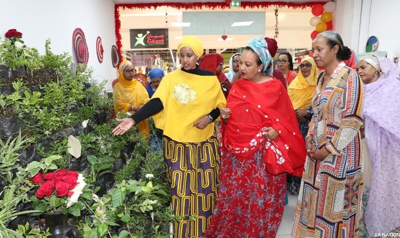 La Première Dame honore de sa présence la cérémonie d’inauguration du ‘‘Jano Flower’’