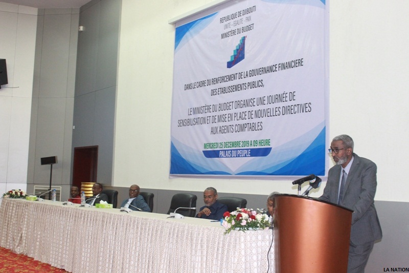 SENSIBILISATION ET MISE EN PLACE DE NOUVELLES DIRECTIVES CONCERNANT LES AGENTS COMPTABLES DES ETABLISSEMENTS PUBLICS