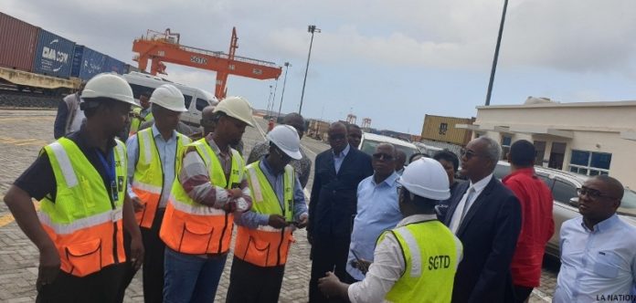 Visite à l’APZFD du ministre congolais Gilbert Mokoki