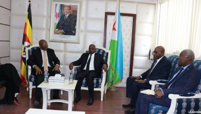 Le Premier ministre reçoit son homologue ougandais, Dr Ruhakana Runguanda (2)