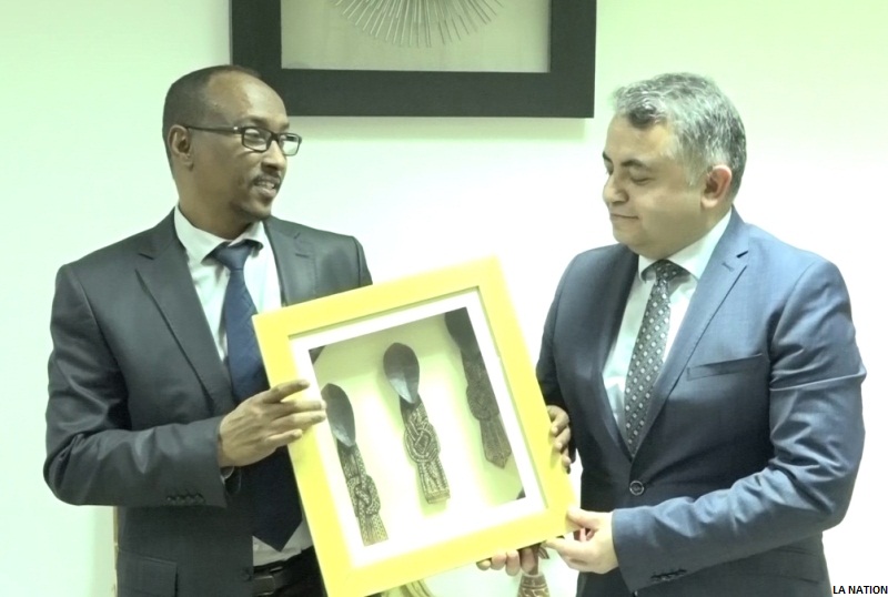 Le ministre de la Santé reçoit le directeur général de l'USHAS