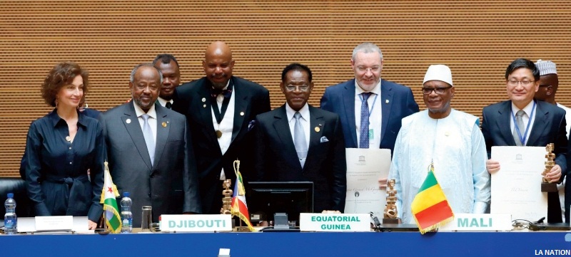 Le Président Guelleh honore de sa présence la cérémonie d’attribution du Prix International UNESCO – Guinée Equatoriale