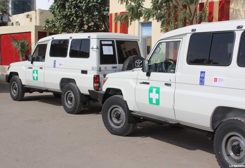 Ministère de la Santé ; Don de deux ambulances