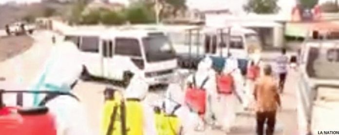 Arta opération de désinfection et de pulvérisation des lieux de commerce (1)