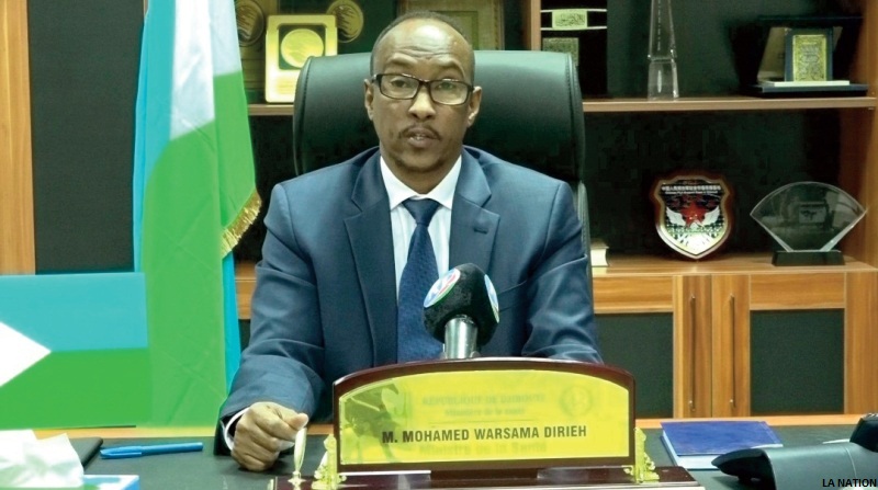 UN VIBRANT HOMMAGE AU PERSONNEL DE SANTÉ