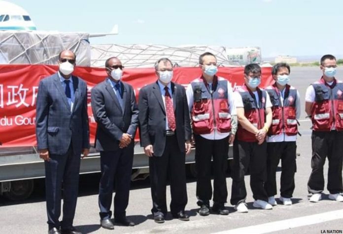 LA CHINE OCTROIE UN IMPORTANT LOT DE MATÉRIELS MÉDICAUX À DJIBOUTI (1)