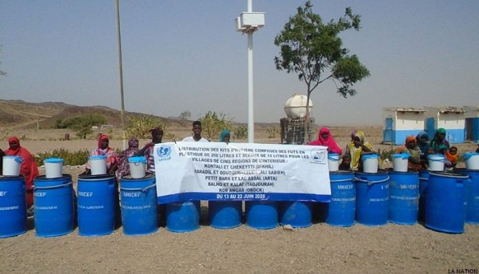 Région d’Ali-Sabieh Offre des kits d’hygiène pour la conservation de l’eau potable (2)
