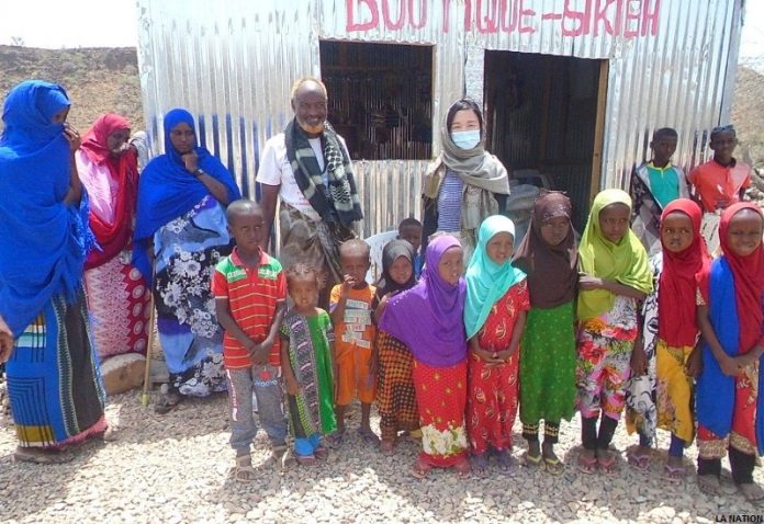 Région d’Ali-Sabieh Remise des clés de l’école de base rurale intégrée de Dhanane à des membres du MENFOP (3)