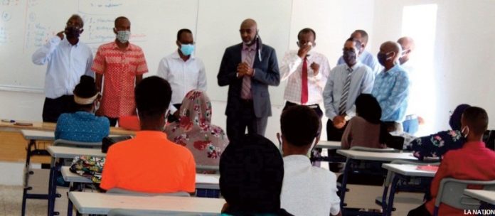 Des dispositifs spécifiques et rigoureux ont été mis en place pour prévenir tout risque de contamination et de décrochage scolaire (2)