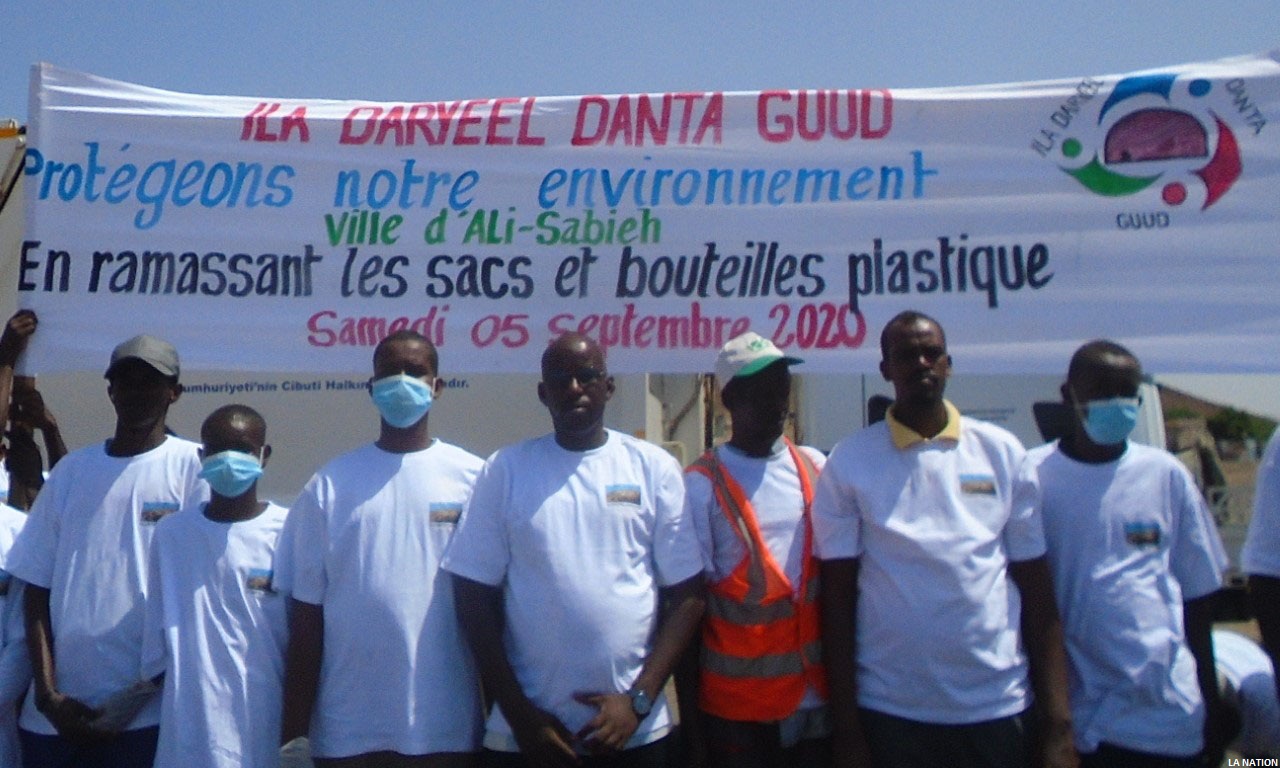 Ali-Sabieh : Haro sur les sacs et les bouteilles en plastique