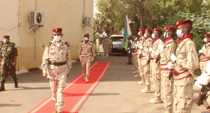 FAD - Décoration de plusieurs officiers supérieurs (1)