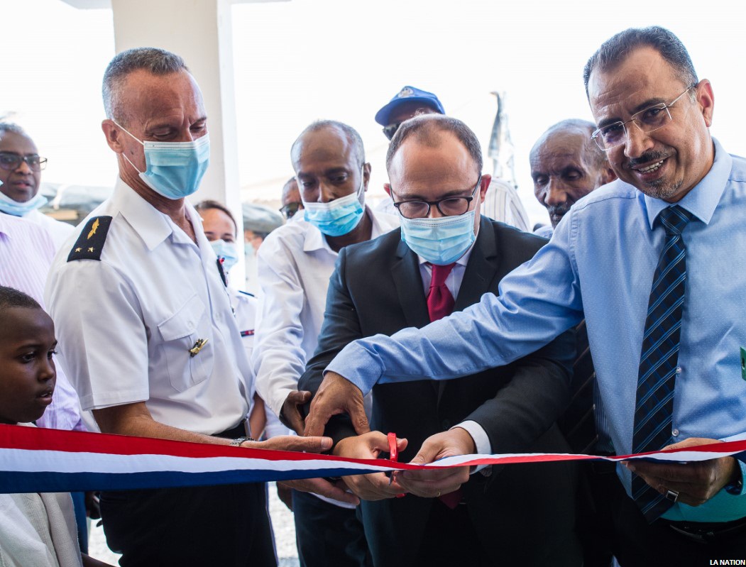 Les FFDJ inaugurent la création d’une bibliothèque pour les élèves du collège d’Omar Jagaa