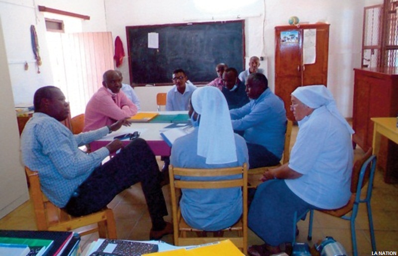 Vers une mise au point d’un  programme scolaire révisé et adapté aux entités scolaires appelées LEC