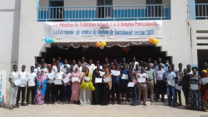 Cérémonie sobre de remise des diplômes du baccalauréat au Lycée « Arrey » d’Ali-Sabieh (2)