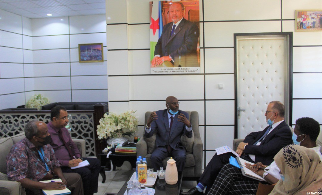 Le directeur régional de l’UNICEF reçu par le MENFOP