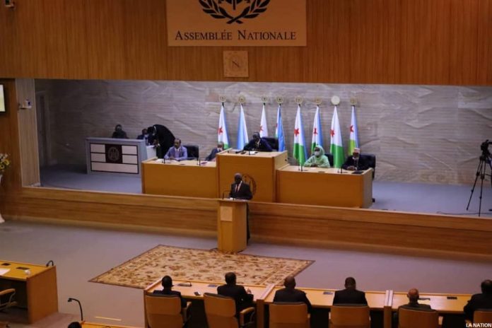 Le parlement réuni en session budgétaire