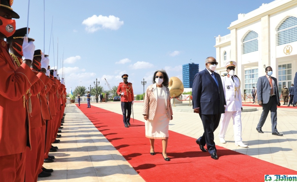Le Président Guelleh et Mme Sahle-Work Zewde réaffirment la volonté de leurs pays à poursuivre et renforcer leur intégration économique