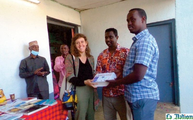 Don de livres de l’IFD à l’association pour la promotion de la lecture appelée Amicale des livres ouverts d’Ali-Sabieh