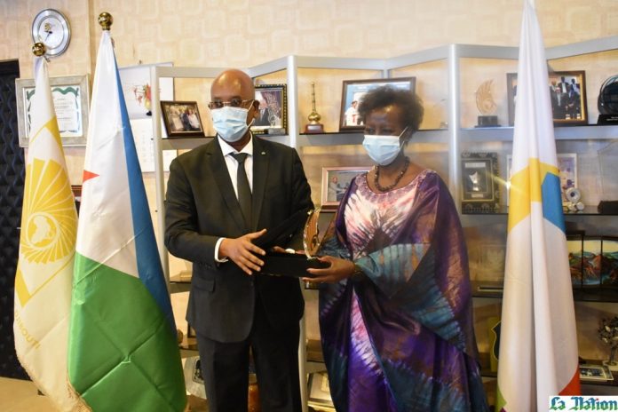 La secrétaire générale de l’OIF visite la chambre de commerce de Djibouti
