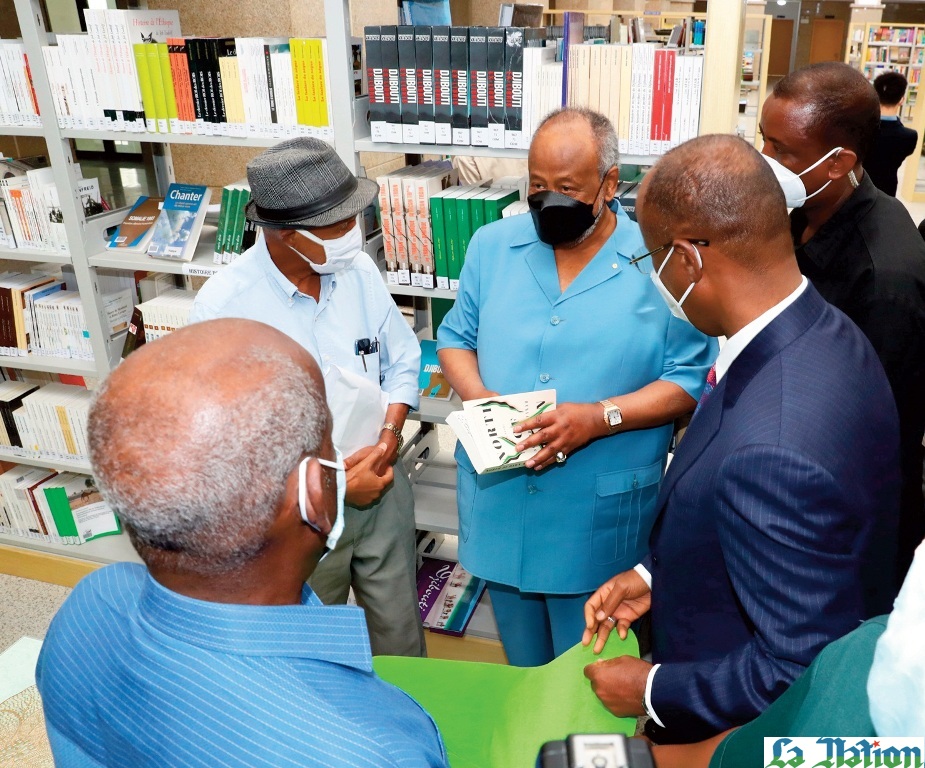 Le Chef de l’Etat préside la cérémonie d’inauguration de la Bibliothèque et des Archives nationales