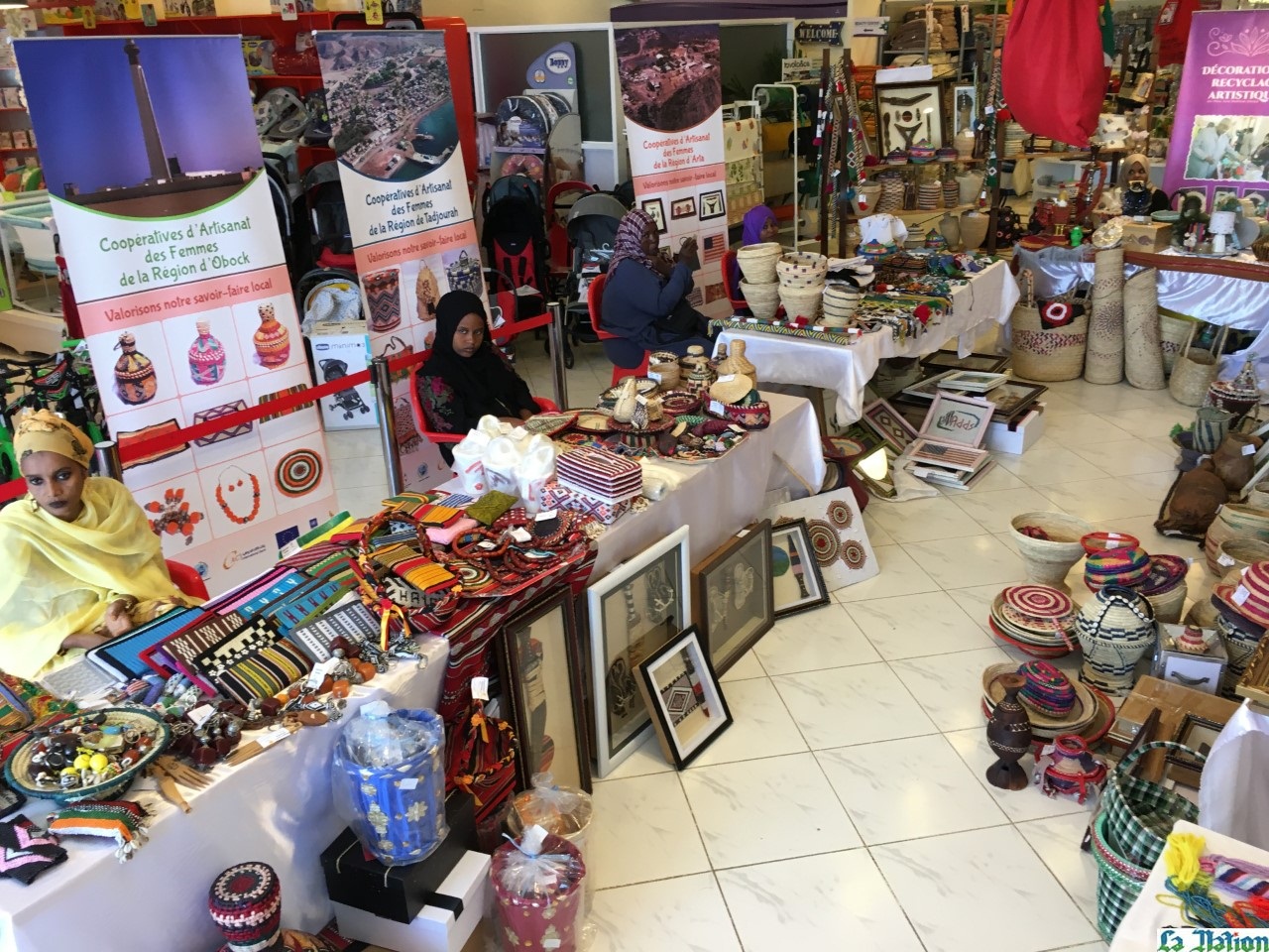 • Le magasin ‘‘SVAMC’’ : Une vitrine pour promouvoir l’artisanat des coopératives des femmes du milieu rural