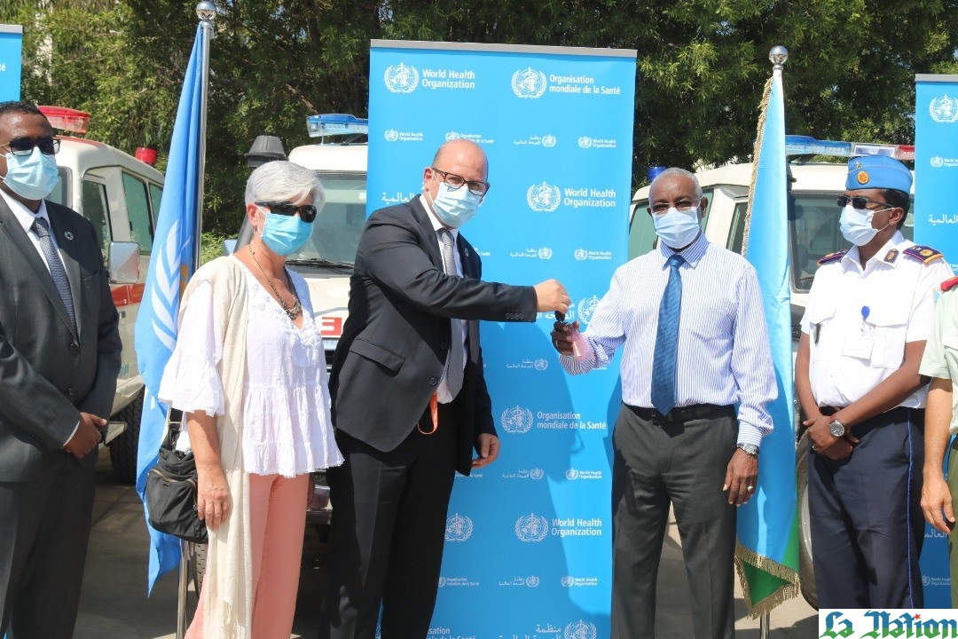 OMS : Don d’ambulances et d’équipements médicaux au ministère de la santé