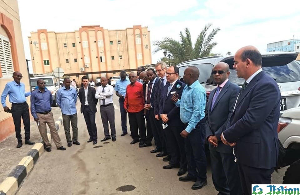 Cérémonie officielle de remise de véhicules destinés au ministère chargé de la décentralisation et aux conseils régionaux