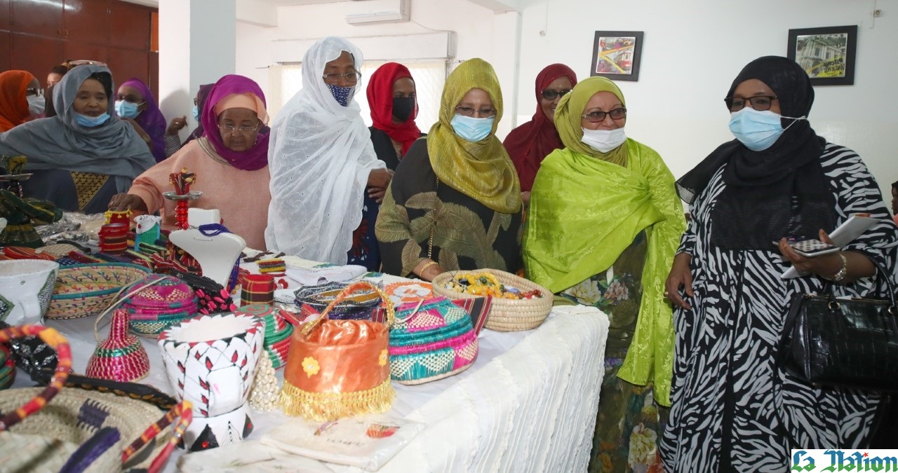 La première dame de Somalie visite le siège de l’UNFD