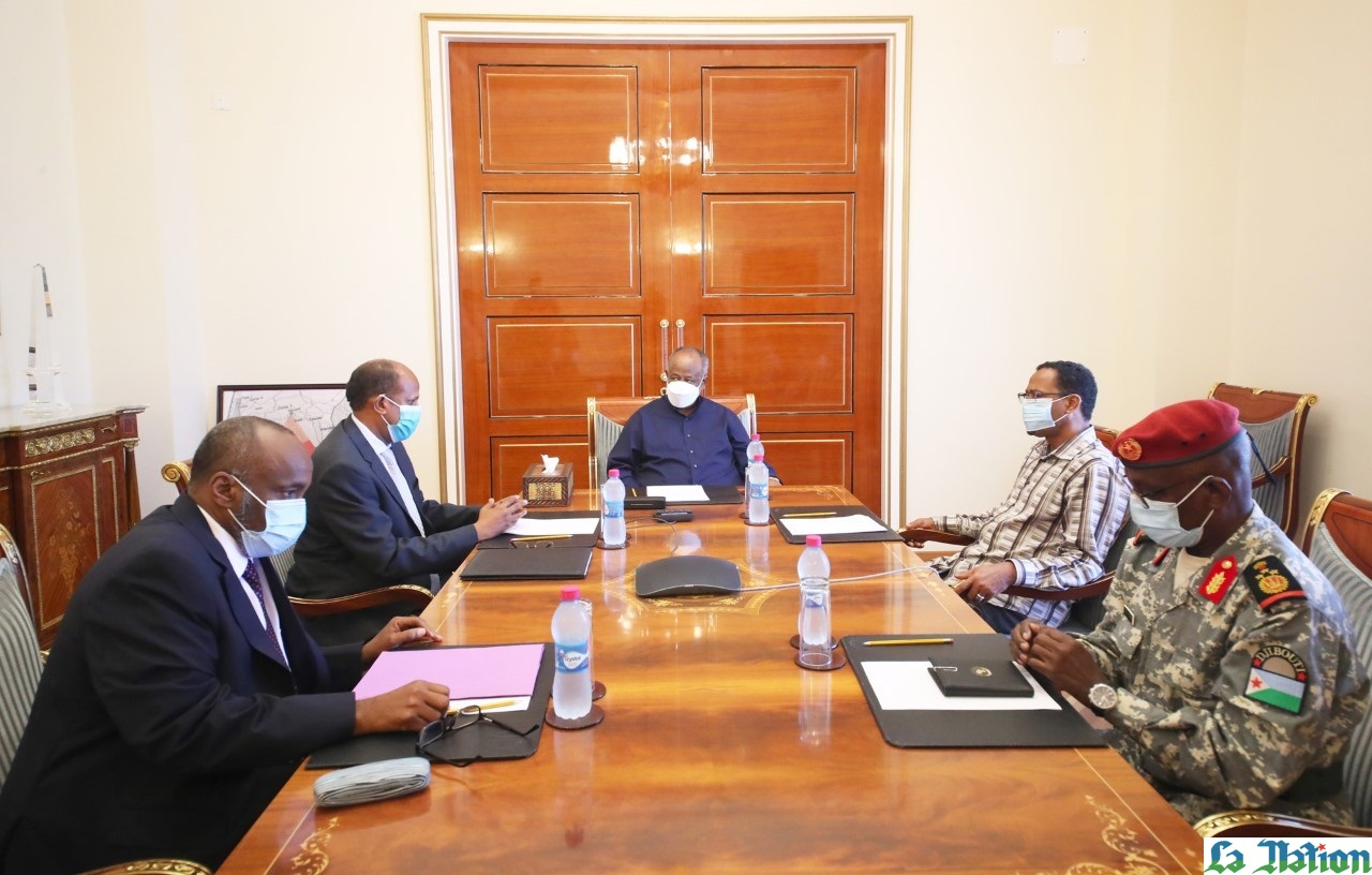 Le président de la République reçoit la délégation djiboutienne investie d’une mission d’information sur le litige somalo-kenyan