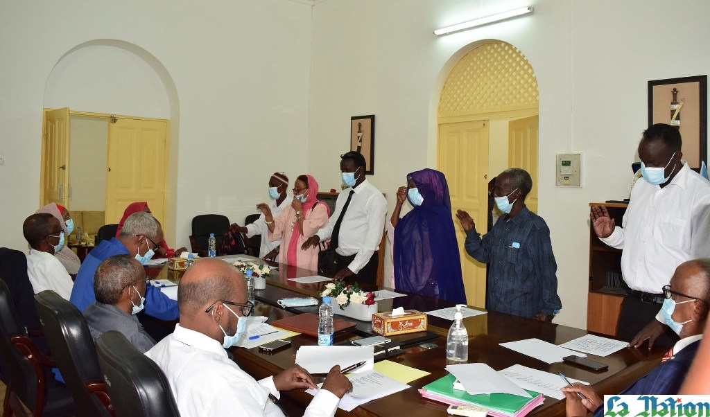 Les nouveaux membres de la CENI prêtent serment devant le Conseil Constitutionnel