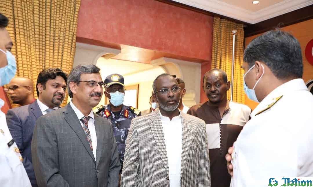 Un déjeuner officiel suite à l'accostage du 9e escadron de l'infanterie maritime de la marine pakistanaise