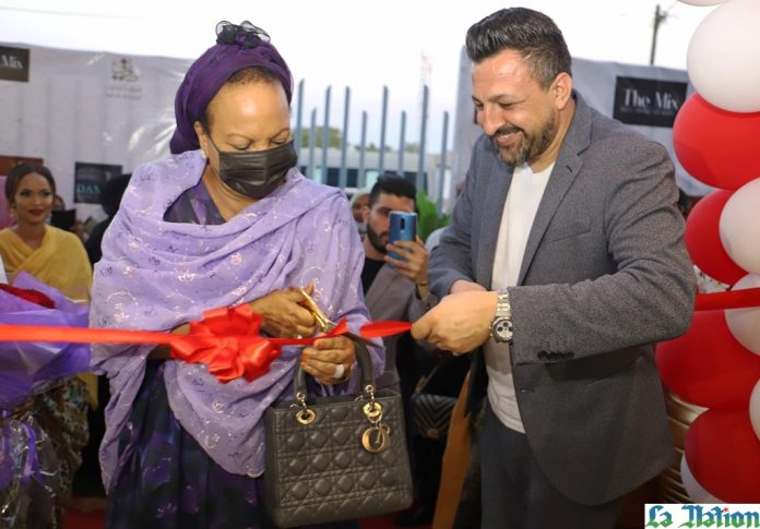 La Première Dame honore de sa présence l’ouverture de la première succursale de la Maison Taif Al-Emirat à Djibouti (1)