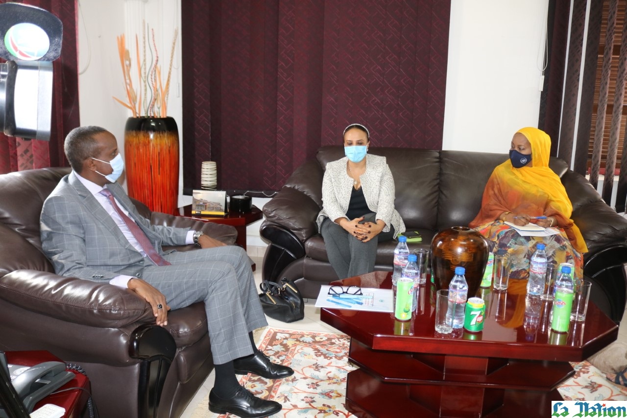 Le ministre de la Communication reçoit la représentante résidente du PNUD à Djibouti